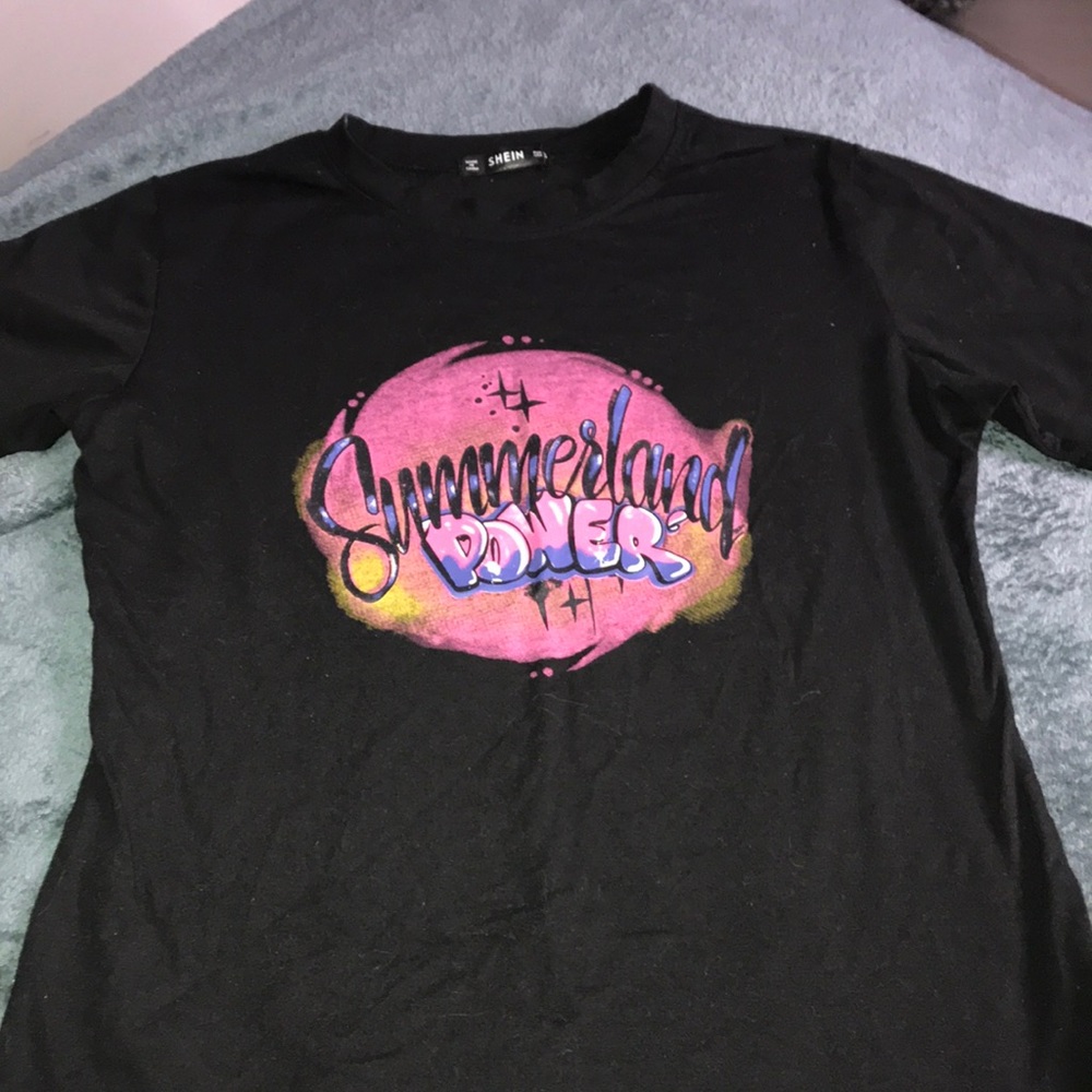 black shirt